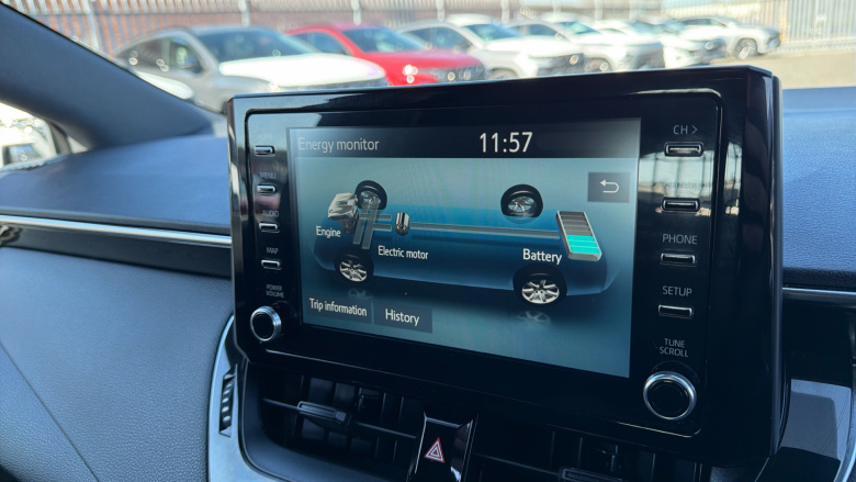 Toyota Corolla Petrol 1.8 VVT-i Hybrid Commercial Auto